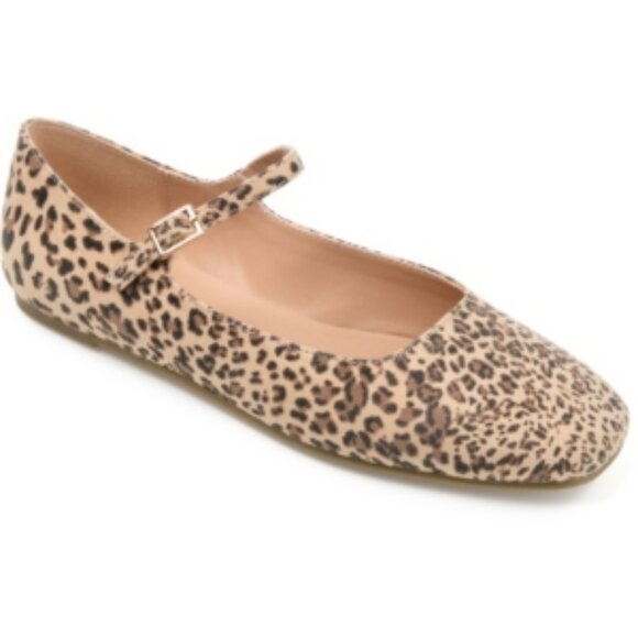 Journee Collection Women's Carrie Buckle Strap Dress Flats - Picture 2 of 5